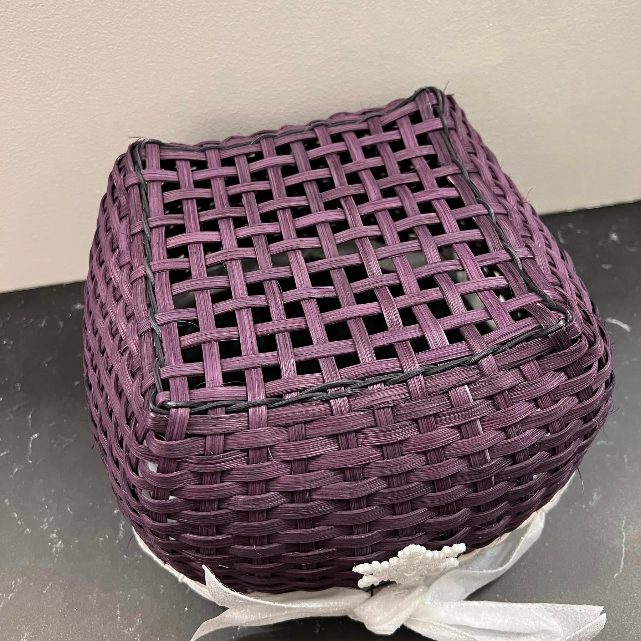 Granny’s Little Sugarplum Basket